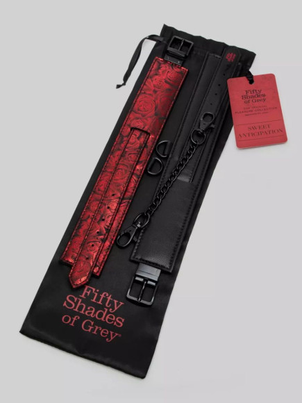 Красно-черные оковы Reversible Faux Leather Ankle Cuffs Красно-черные оковы Reversible Faux Leather Ankle Cuffs