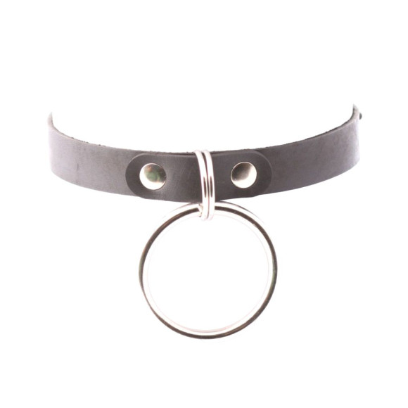 Черный кожаный чокер с большим кольцом Черный кожаный чокер с большим кольцом