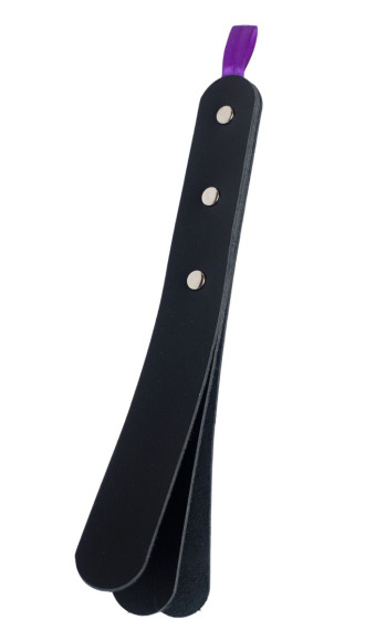 Черный мини-пэддл из трех слоев кожи - 25 см. Черный мини-пэддл из трех слоев кожи - 25 см.