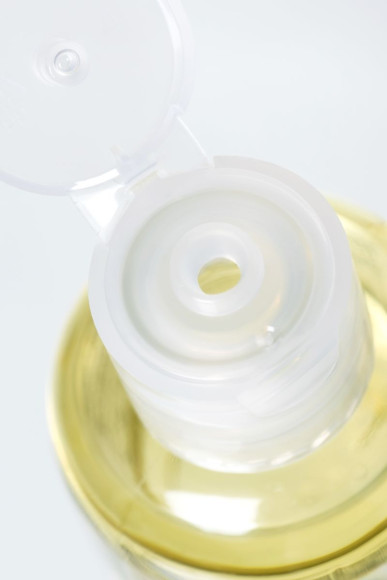 Массажное масло с феромонами «Кокетка» - 50 мл. Массажное масло с феромонами «Кокетка» - 50 мл.