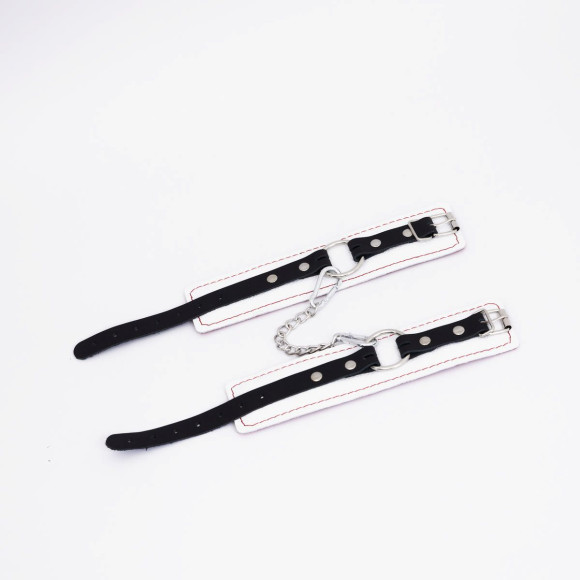 Бело-красные кожаные оковы Бело-красные кожаные оковы