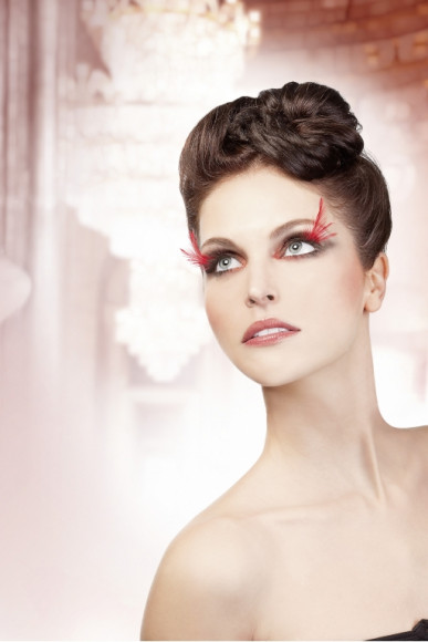 Ресницы чёрные-красные перья Ресницы чёрные-красные перья