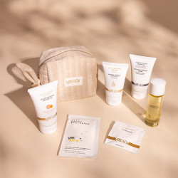 Набор YESforLOV La Trousse Enchantée в бежевой косметичке Набор YESforLOV La Trousse Enchantée в бежевой косметичке