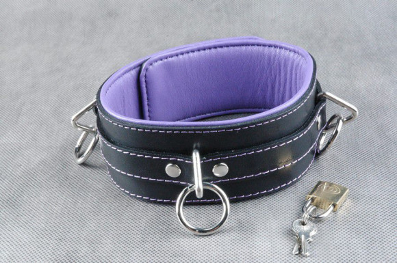 Средний подвёрнутый ошейник с фиолетовым подкладом Средний подвёрнутый ошейник с фиолетовым подкладом