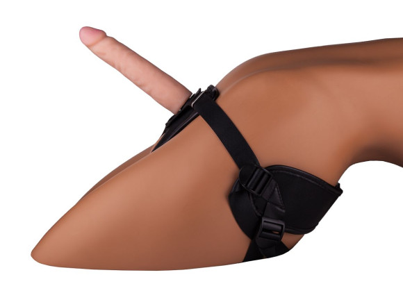 Женский страпон с реалистичной насадкой - 17 см. Женский страпон с реалистичной насадкой - 17 см.