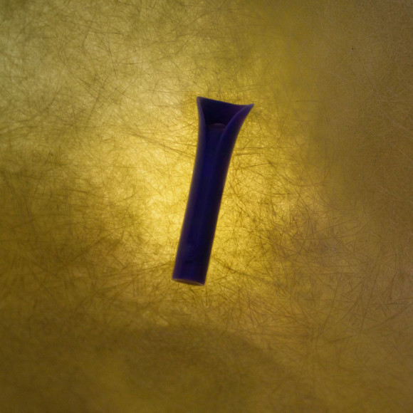 Синий мини-вибромассажёр Caress Синий мини-вибромассажёр Caress