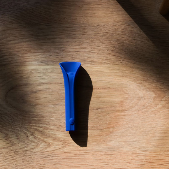 Синий мини-вибромассажёр Caress Синий мини-вибромассажёр Caress