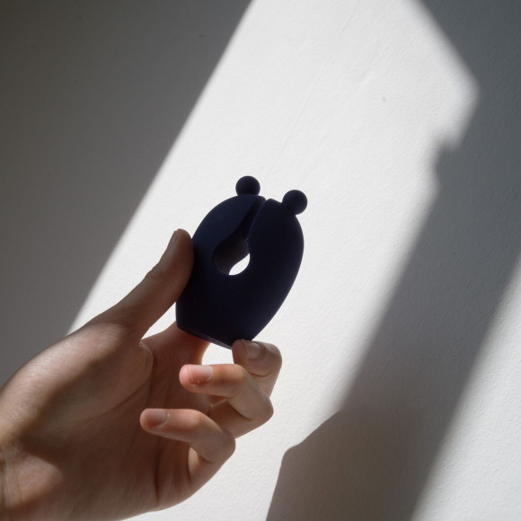 Синий клиторальный вибростимулятор Eden