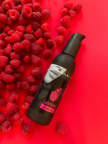 Съедобный лубрикант JUJU Raspberry с ароматом малины - 150 мл. Съедобный лубрикант JUJU Raspberry с ароматом малины - 150 мл.