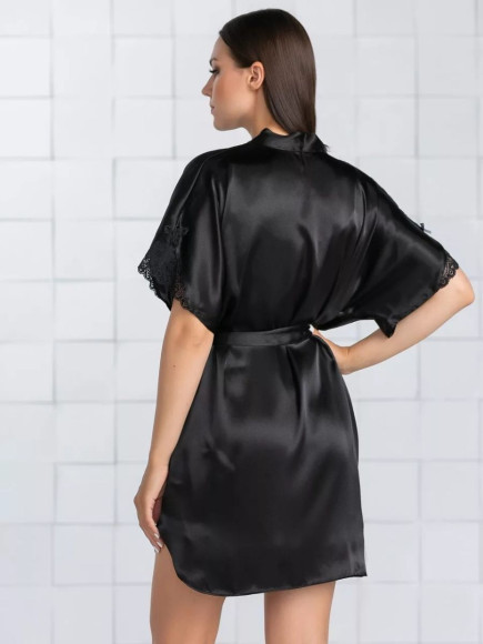 Обворожительный пеньюар с кружевом Обворожительный пеньюар с кружевом