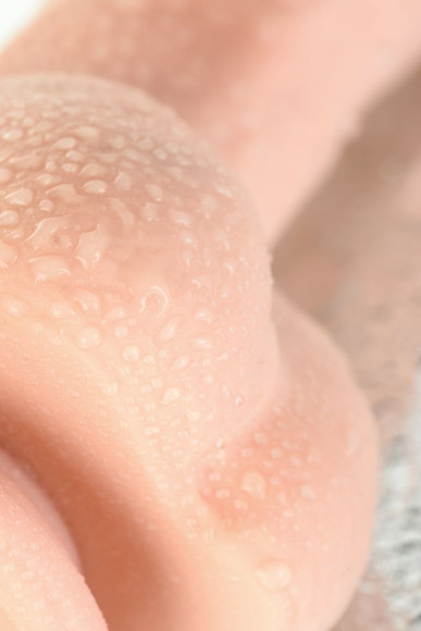 Телесный реалистичный вибратор-ротатор Ulric - 24 см. Телесный реалистичный вибратор-ротатор Ulric - 24 см.