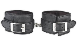 Черные фиксаторы для ног из искусственной кожи Черные фиксаторы для ног из искусственной кожи