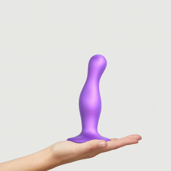Фиолетовая насадка Strap-On-Me Dildo Plug Curvy size M Фиолетовая насадка Strap-On-Me Dildo Plug Curvy size M