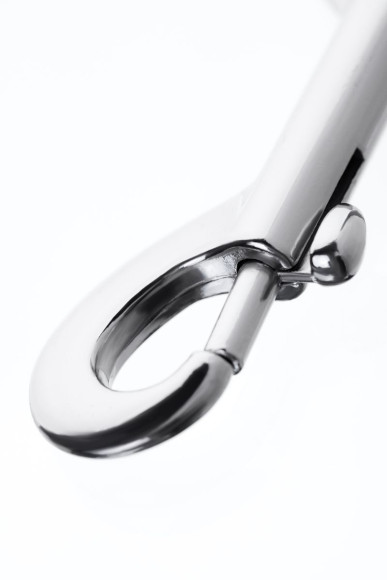 Серебристый двухсторонний карабин TOYFA Metal Серебристый двухсторонний карабин TOYFA Metal