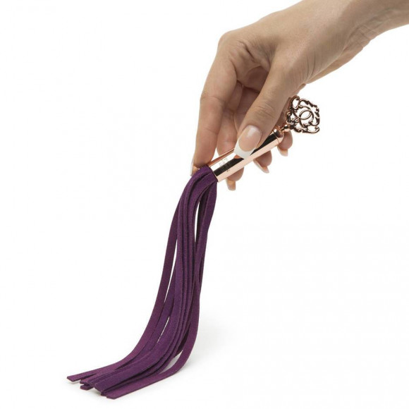 Фиолетовая мини-плеть Cherished Collection Suede Mini Flogger - 30 см. Фиолетовая мини-плеть Cherished Collection Suede Mini Flogger - 30 см.