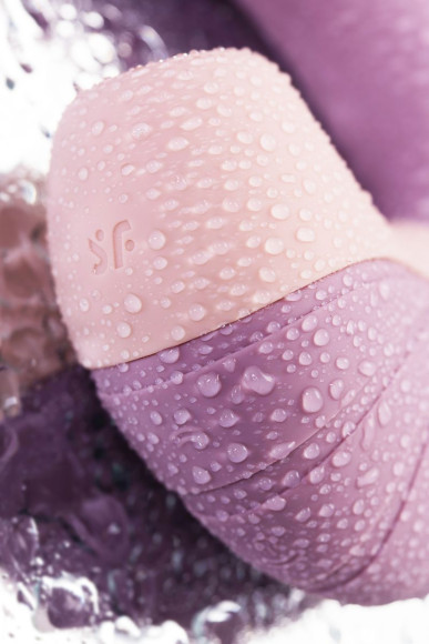 Сиреневый вибратор с вакуумным стимулятором Supernova - 16,9 см. Сиреневый вибратор с вакуумным стимулятором Supernova - 16,9 см.