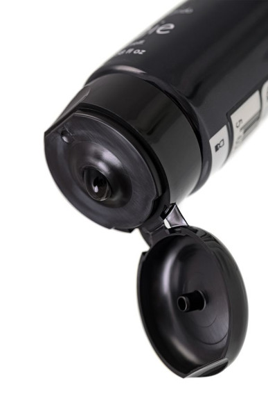 Интимный гель на водной основе Lube Tube Strawberry с клубничным вкусом - 100 мл. Интимный гель на водной основе Lube Tube Strawberry с клубничным вкусом - 100 мл.