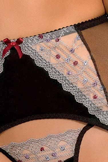 Изысканный комплект Marica с открытой грудью и кружевом, украшенным мелкими цветочками Изысканный комплект Marica с открытой грудью и кружевом, украшенным мелкими цветочками