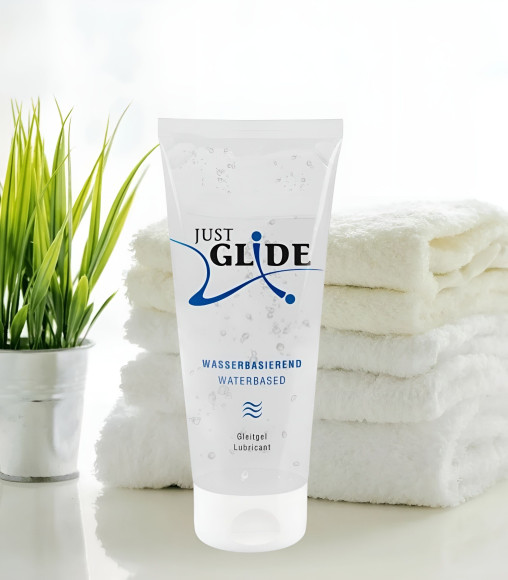 Смазка на водной основе Just Glide Waterbased - 200 мл. Смазка на водной основе Just Glide Waterbased - 200 мл.