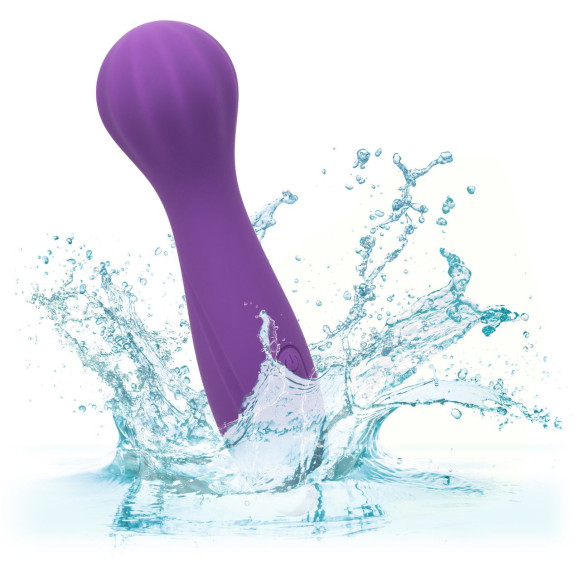 Фиолетовый вибромассажер Stella Liquid Silicone “O” Wand - 17,75 см. Фиолетовый вибромассажер Stella Liquid Silicone “O” Wand - 17,75 см.
