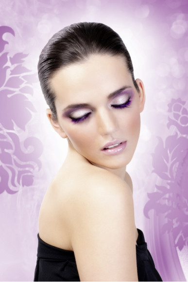 Асимметричные фиолетовые ресницы Deluxe Асимметричные фиолетовые ресницы Deluxe